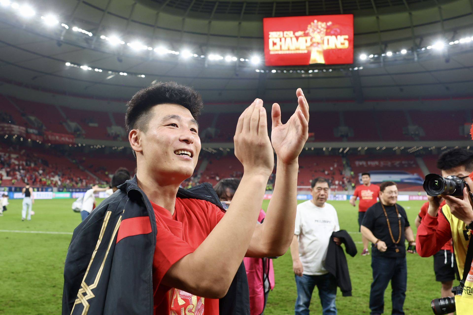 时隔五年，上海海港再夺中超冠军