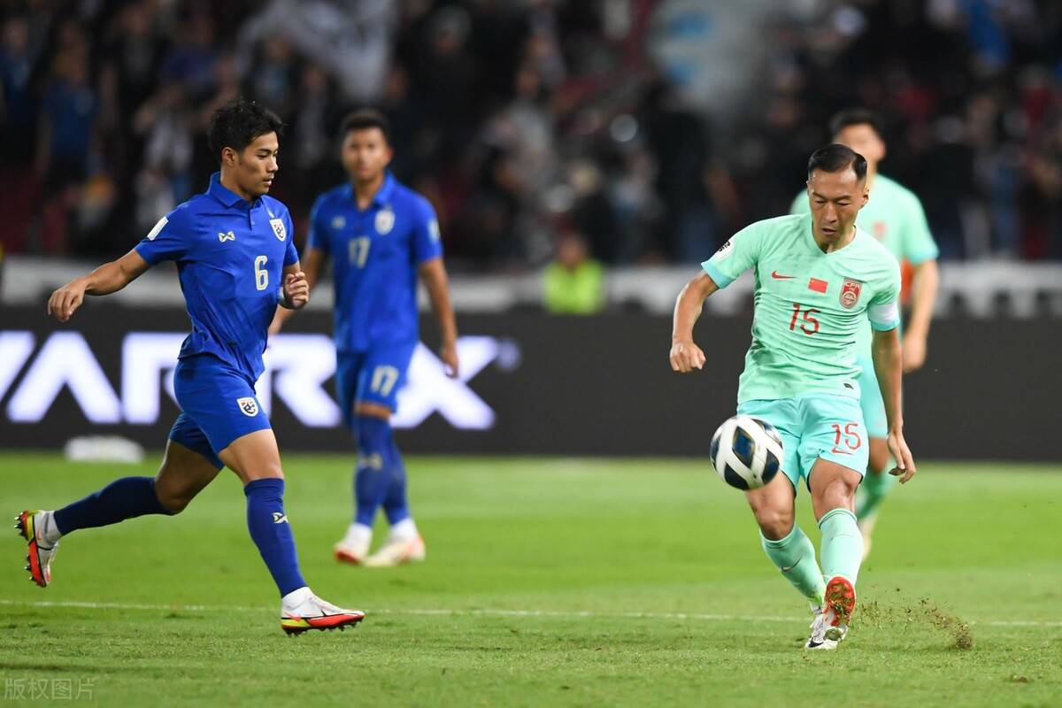 2-1，国足开门红，晋级之路一片光明！世界杯在向我们招手！