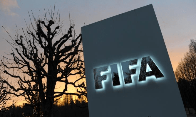 FIFA官宣1月颁奖！梅西世界杯过期，哈兰德欣慰，抢先姆巴佩封神