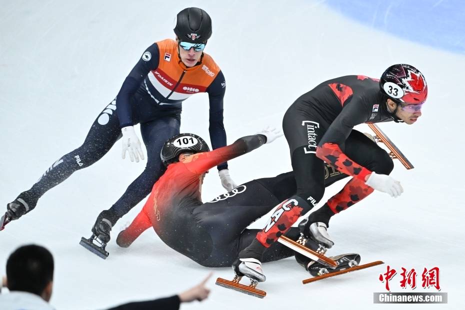 短道速滑世界杯北京站：中国队获得男子5000米接力铜牌