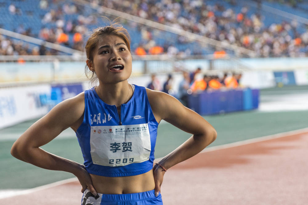 全国田径大奖赛第五站：李贺夺得女子100米冠军